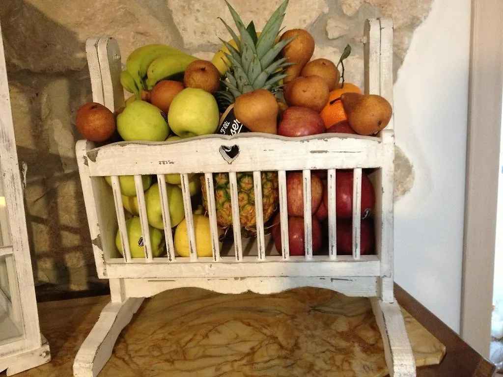 B&B Macole Βερόνα Bed and Breakfast
